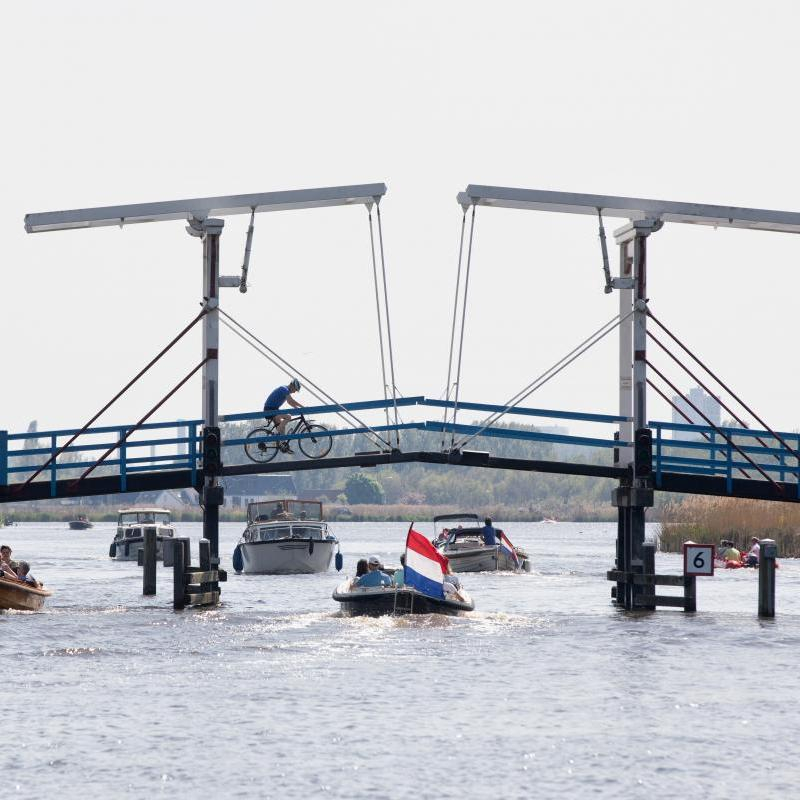 Brug- en sluistijden vaarnetwerk de Rotte