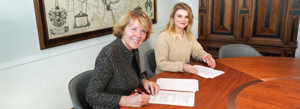 Ondertekening samenwerkingsovereenkomst Bergsluis. Foto Hoogheemraadschap van Delfland